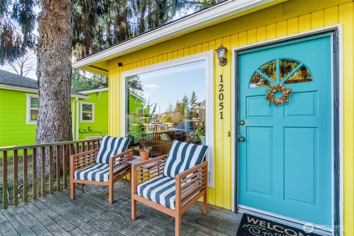 Property Photo:  12051  Hiram Place NE  WA 98125 