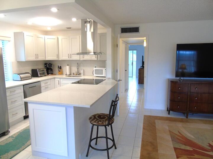 Property Photo:  760 Burgundy P  FL 33484 