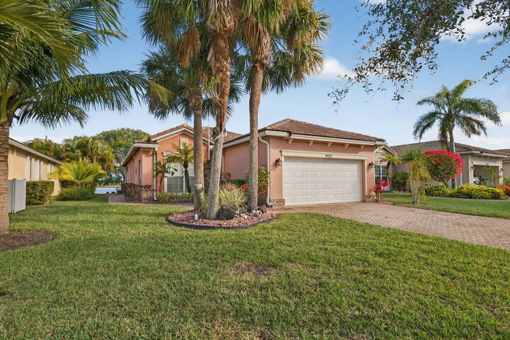 Property Photo:  9922 SW Glenbrook Drive  FL 34987 