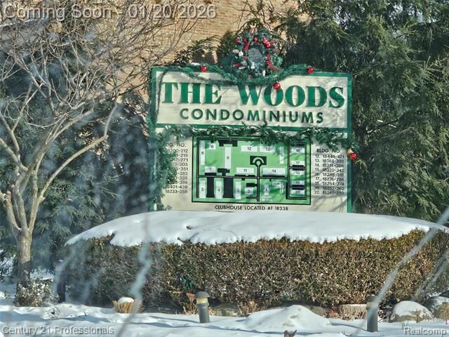 Property Photo:  18328 University Park Drive  MI 48152 