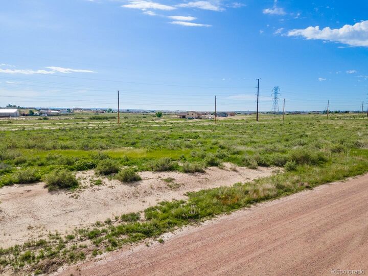 Property Photo:  1431 N Moonbeam Drive  CO 81007 