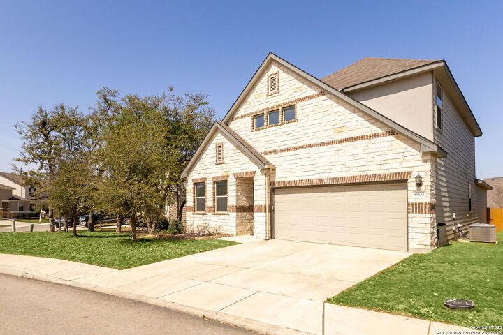 Property Photo:  5603 Chestnut Xing  TX 78266 