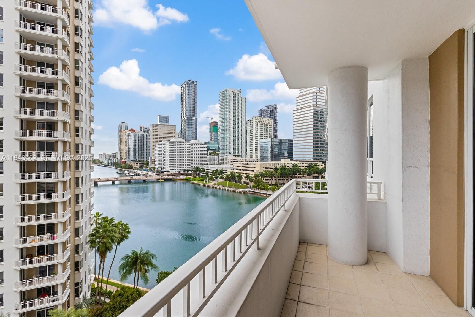 Property Photo:  801 Brickell Key Blvd 1005  FL 33131 