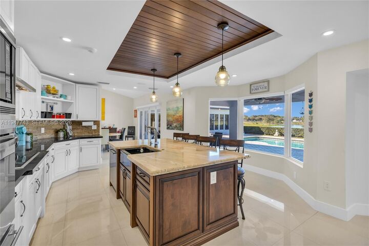 Property Photo: 15560 NW 83rd Pl FL 33016