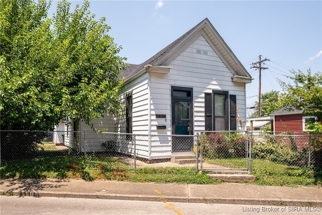 Property Photo:  1139 Beeler Street  IN 47150 