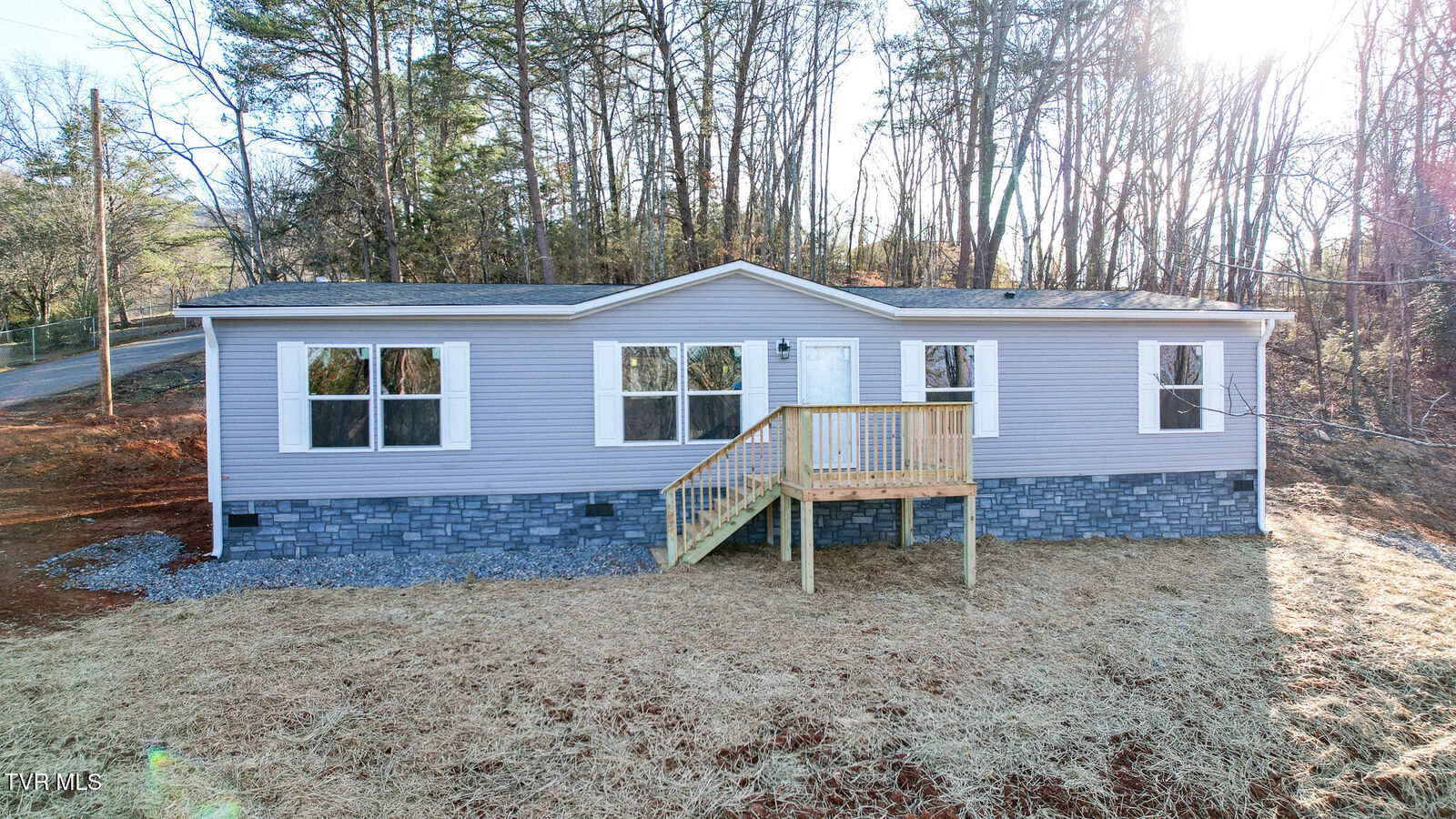 Property Photo:  1512 Red Bud Dr  TN 37821 