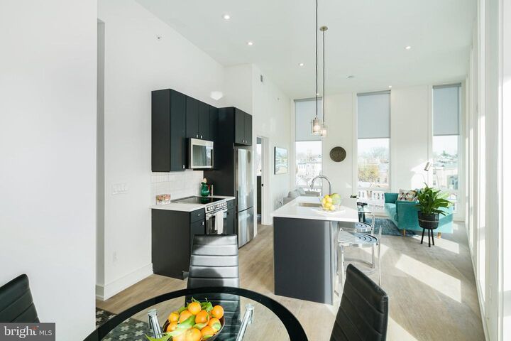 Property Photo: 5013 Springfield Avenue 403 PA 19143