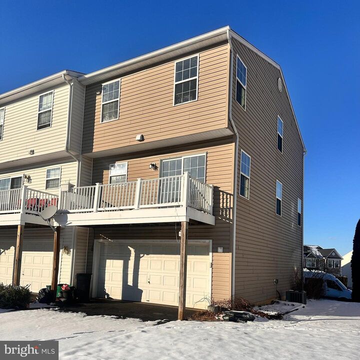 Property Photo:  268 Kentshire Drive  PA 17603 