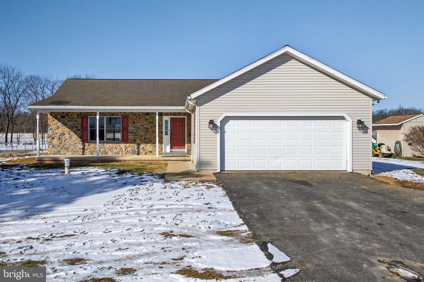 Property Photo:  735 Cragmoor Road  PA 17370 