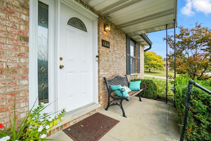 Property Photo:  6880 Rackview Road  OH 45248 