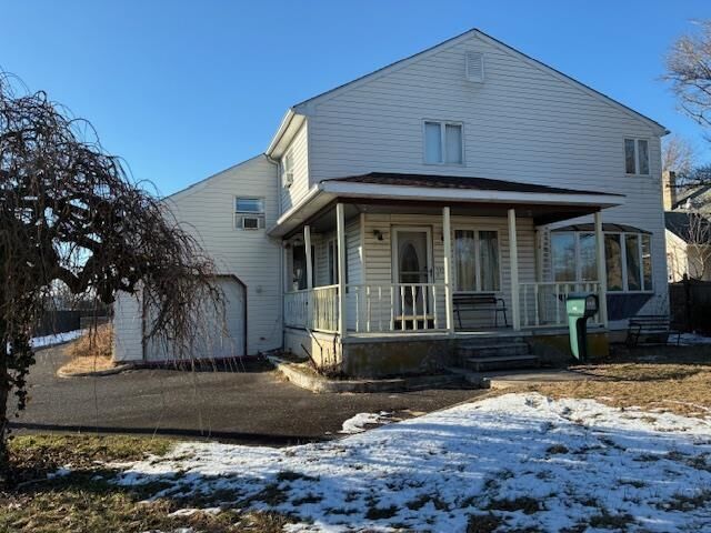 Property Photo:  502 N West  NJ 08360-3511 