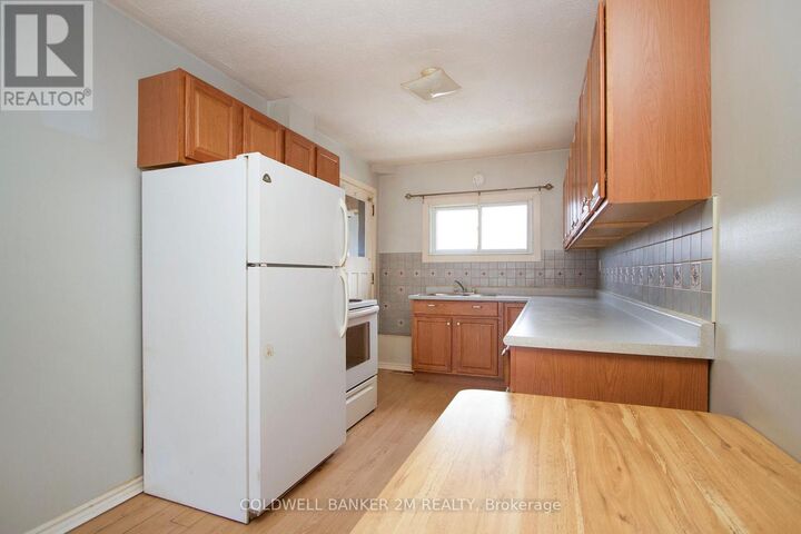 Photo de la propriété:  754 Gifford Street  ON L1H 4W2 