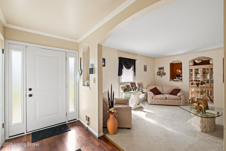 Property Photo:  3212 Summerfield Dr  KY 40220 