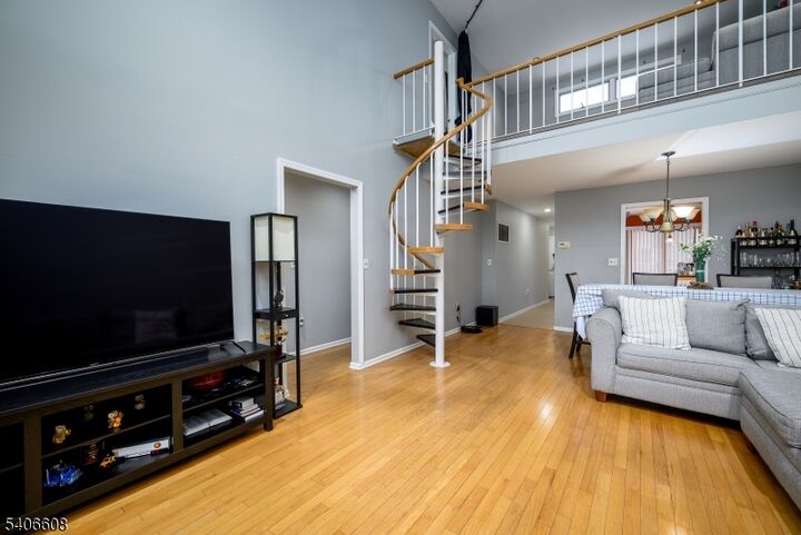 Property Photo:  900 Valley Rd D1o  NJ 07013 