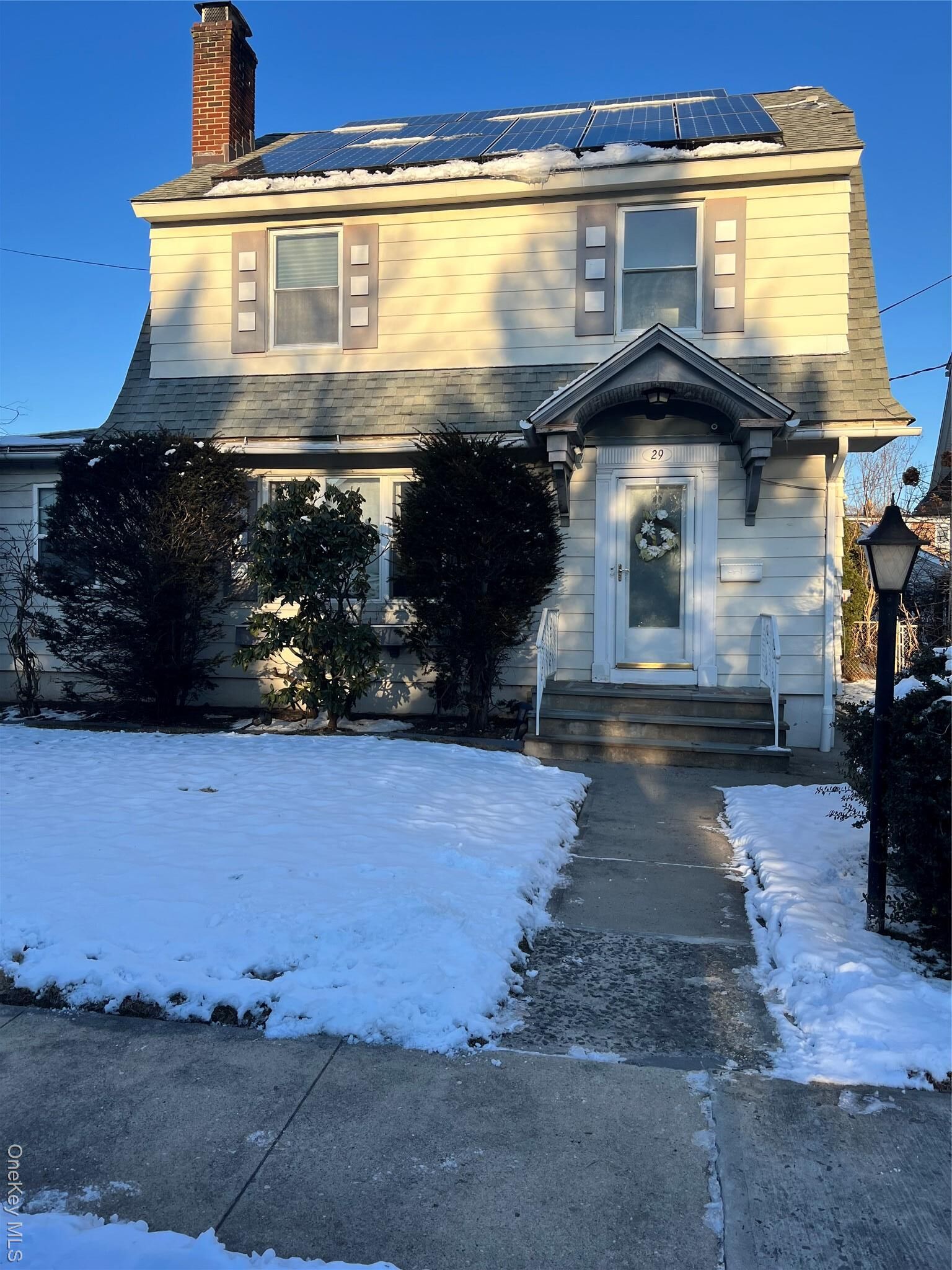 Property Photo: 29 Pratt Street 2 NY 10801