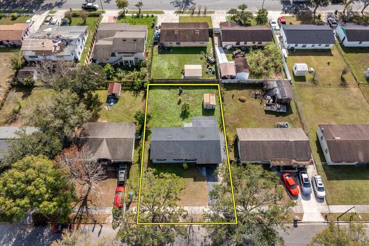 Property Photo:  4781 Piedmont Court  FL 32811 