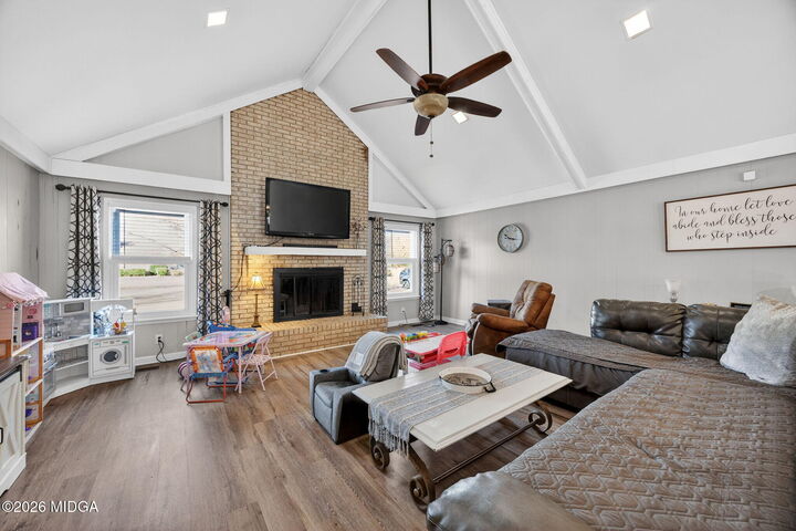 Property Photo:  5758 Shelli Place  GA 31216 