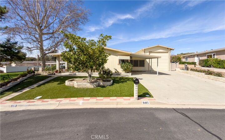 Property Photo: 9465 Sharon Way CA 92320