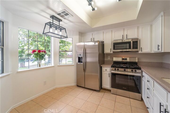 Property Photo:  961 Aster Street  CA 92545 