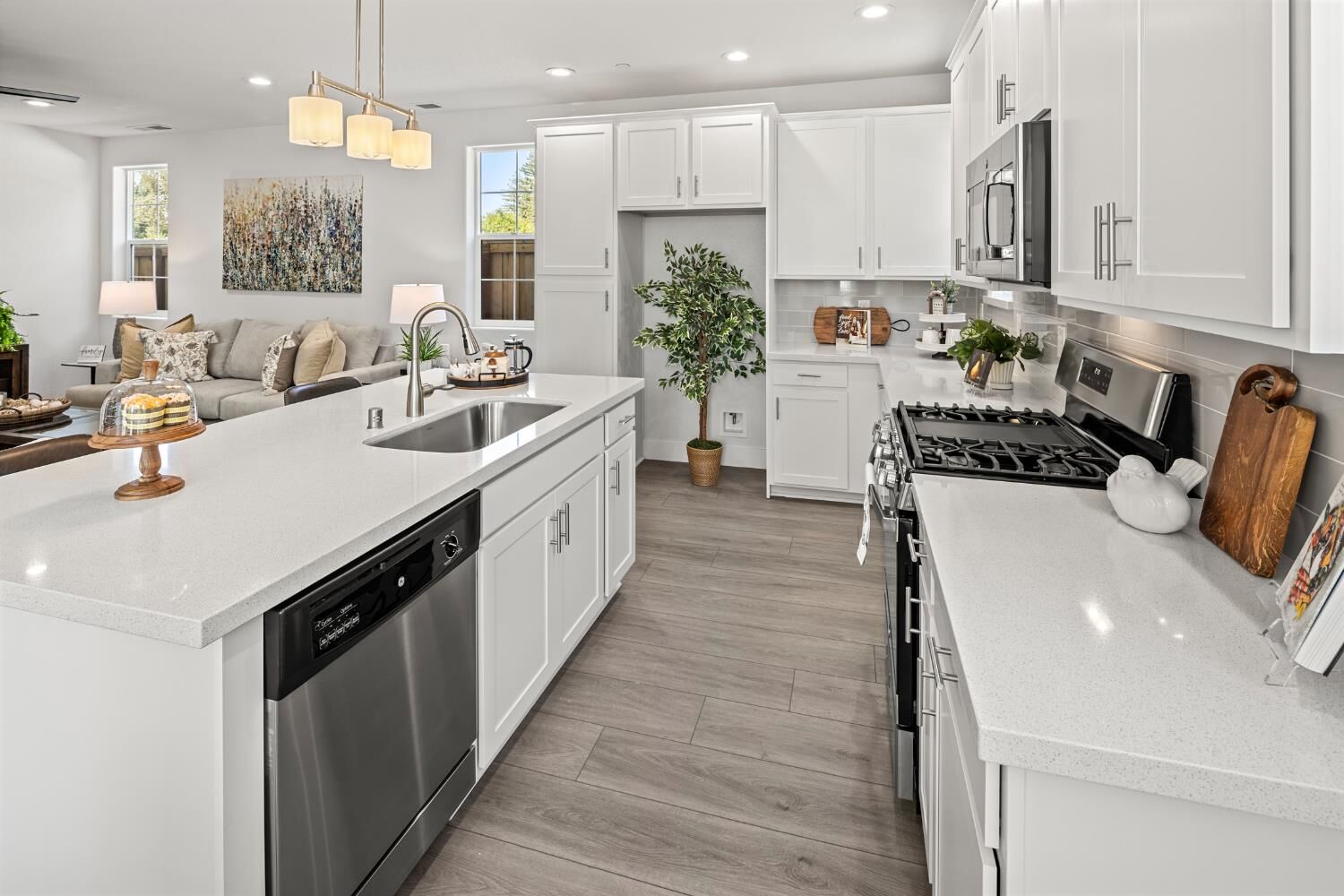 Property Photo:  4400 Redstart Lane Lot16  CA 95677 