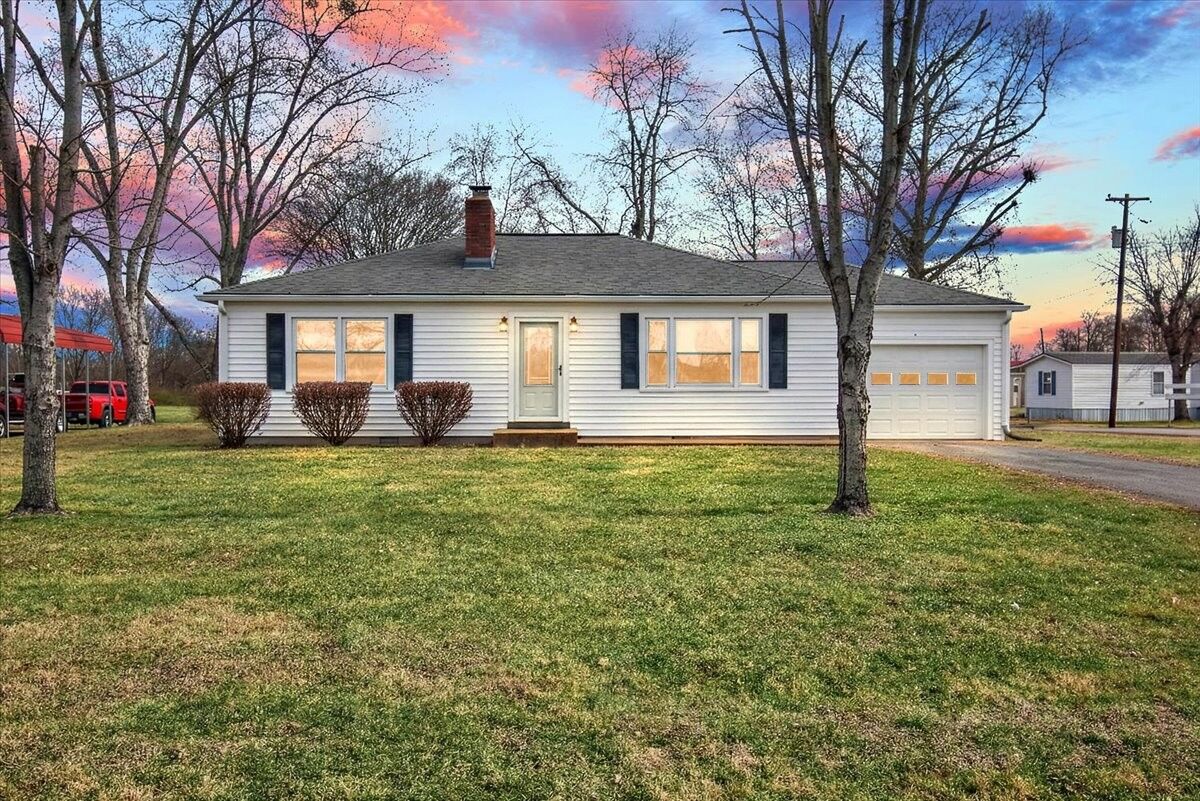 Property Photo:  1087 Woods Ferry Rd  TN 37066 
