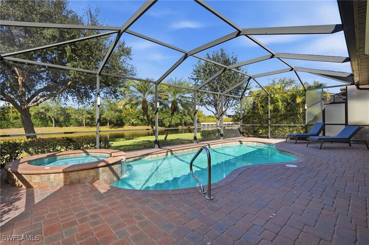 Property Photo:  3022 Aviamar Circle  FL 34114 
