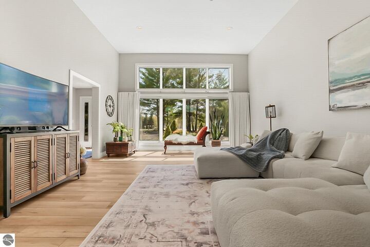 Property Photo:  8906-B Manhattan North B  MI 49685 
