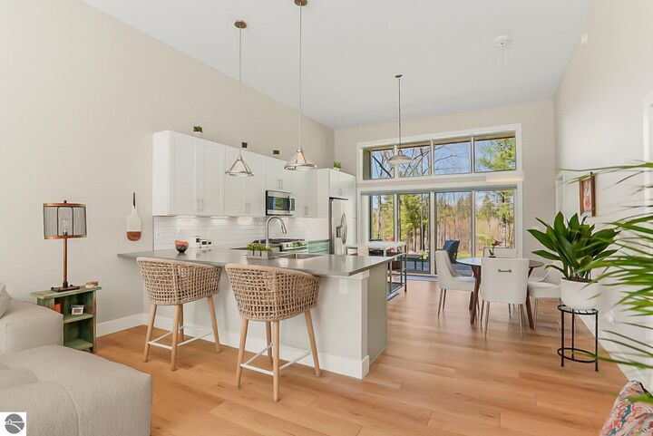 Property Photo: 8906-B Manhattan North #B MI 49685