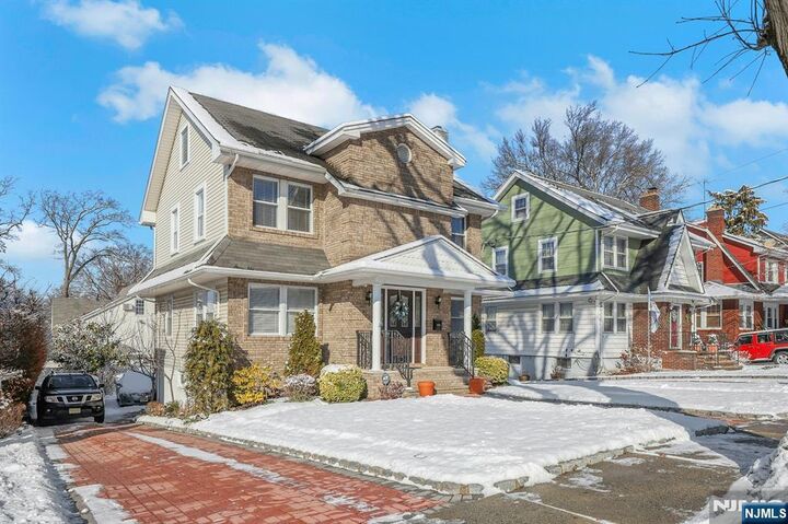 Property Photo:  19 Hamilton Avenue  NJ 07032 