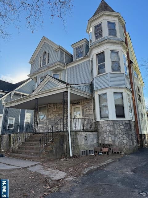 Property Photo:  79 Chestnut Street  NJ 07018 