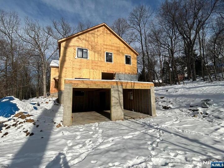 Property Photo:  142 Diamond Hill Road  NJ 07922 