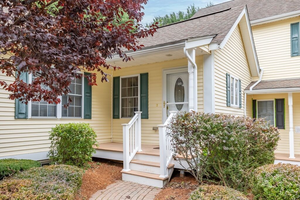 Property Photo:  7 Brooksbie Road 2  MA 01730 