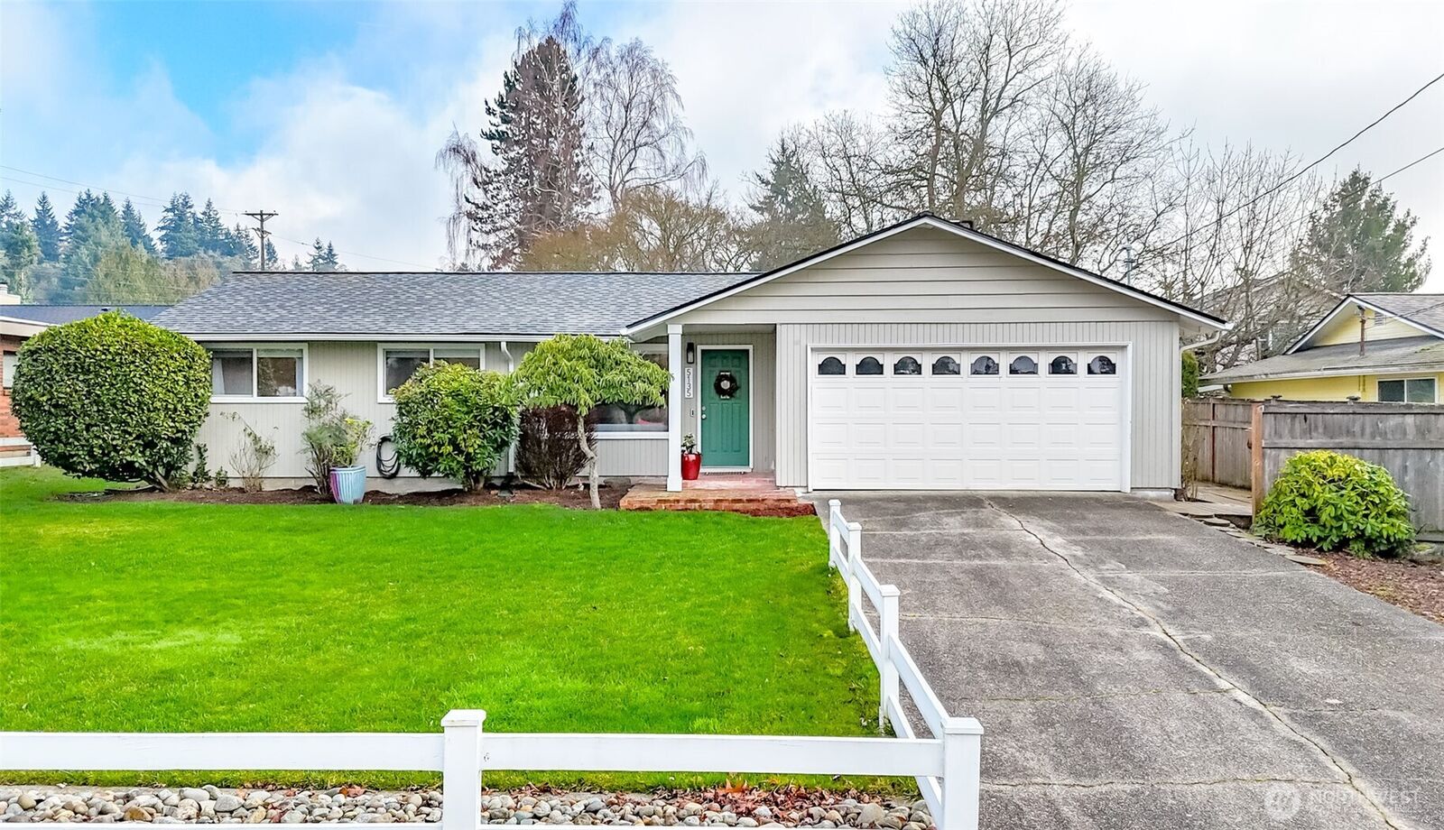 Property Photo:  5135  Frances Avenue NE  WA 98422 