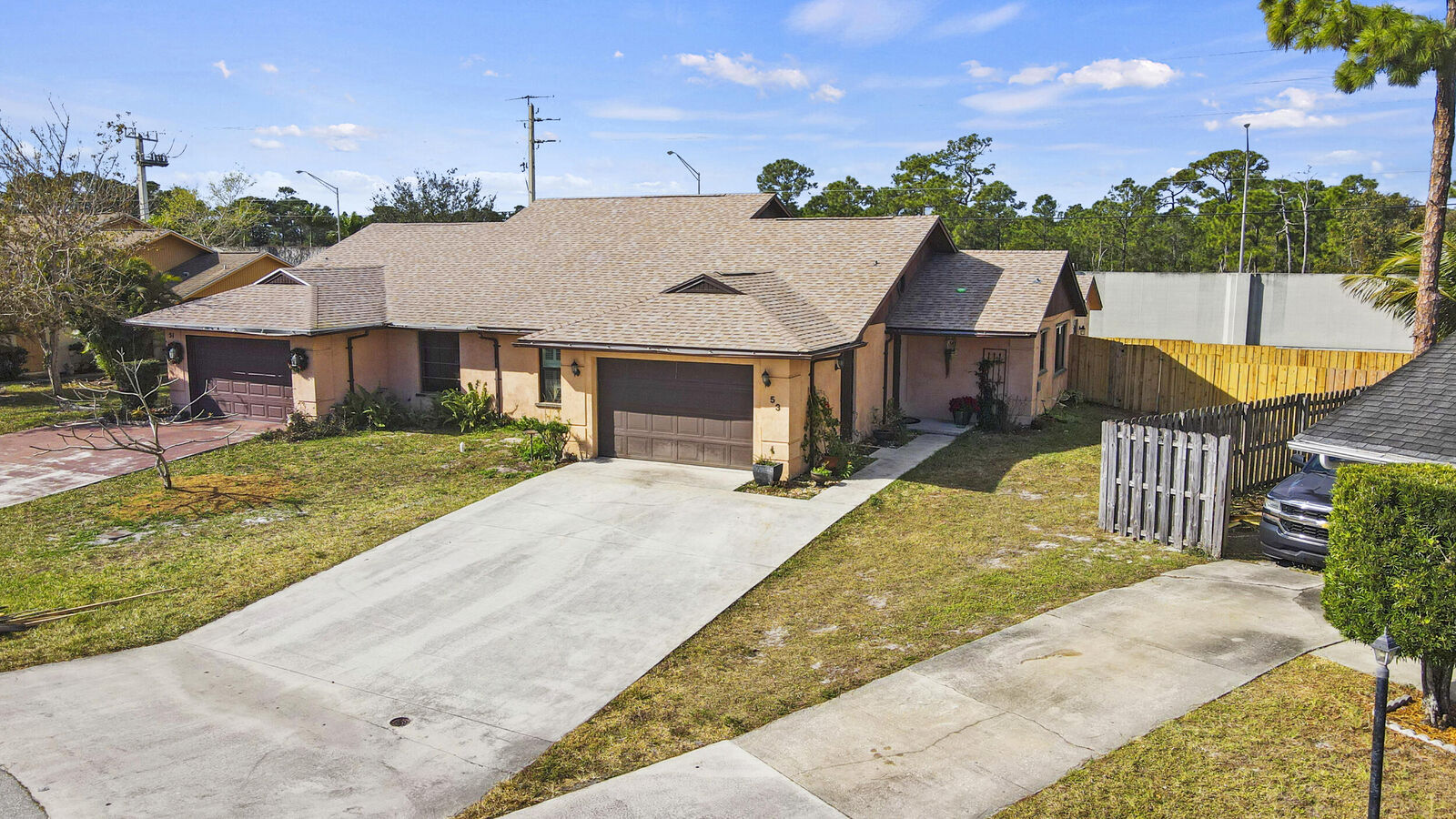 Property Photo:  53 SE Ontario Way  FL 34997 