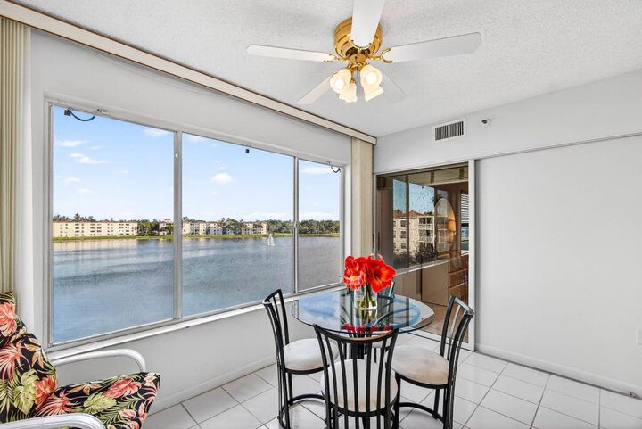 Property Photo:  14096 Huntington Pointe Drive 404  FL 33484 