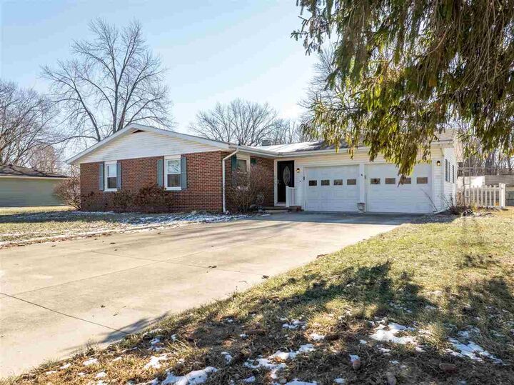 Property Photo:  3725 Skyline Drive  IN 47374 