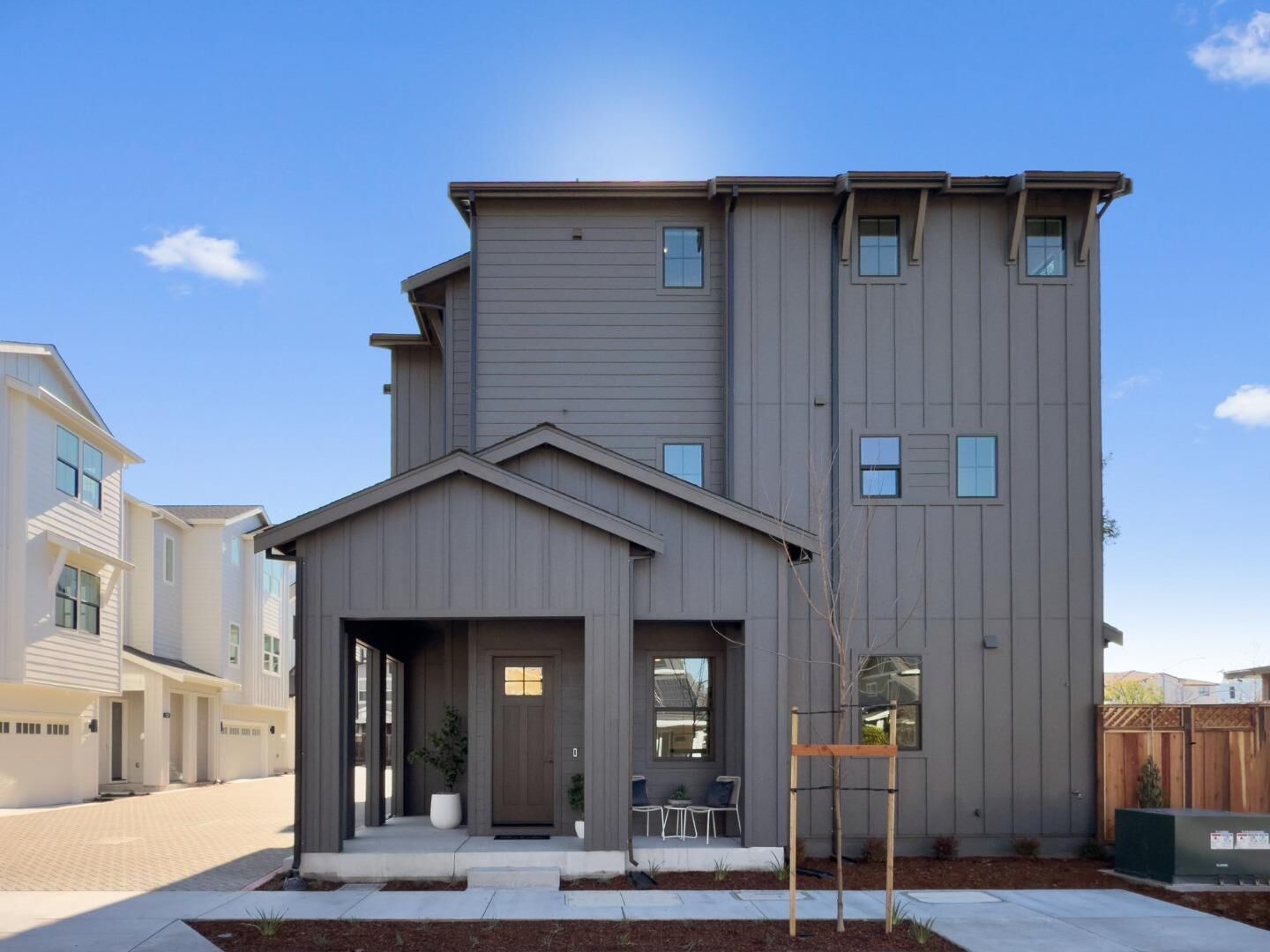 Property Photo:  44 Sunnyside Avenue  CA 95008 