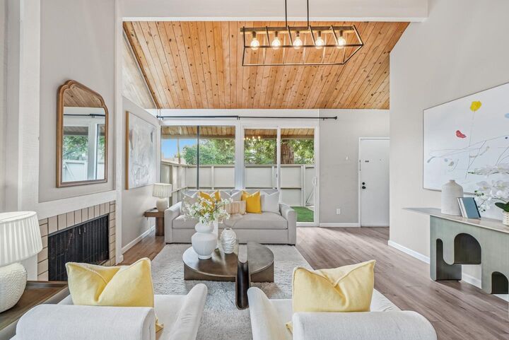 Property Photo:  715 Quetta Avenue C  CA 94087 