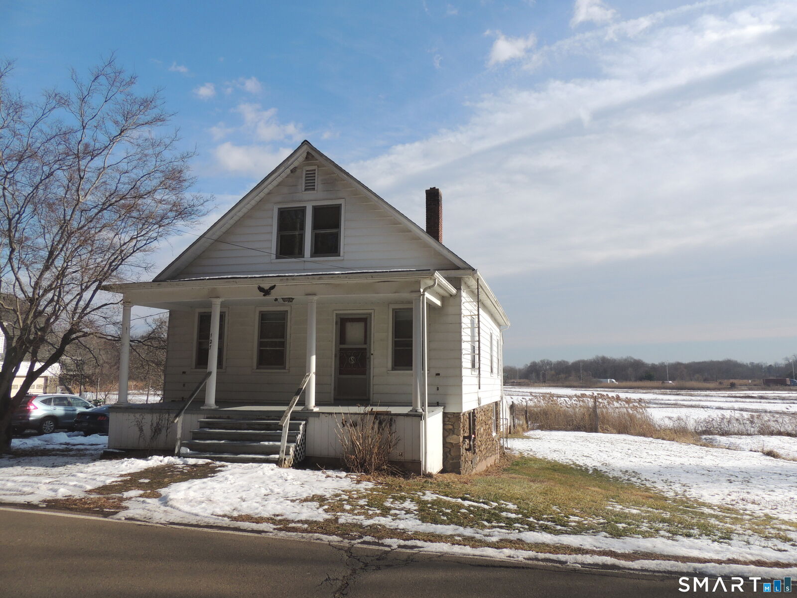 Property Photo:  127 Hosley Avenue Apt. A  CT 06405 