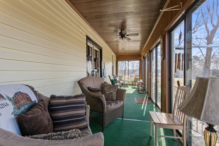 Property Photo:  306 Elder Road  SC 29323 