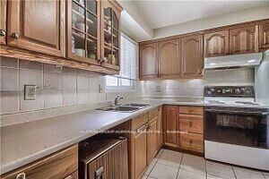Property Photo: 47 Riviera Drive ON L4K 2H9