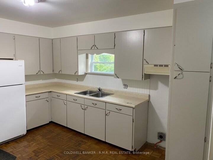 Property Photo:  348 University Avenue W A  ON K9A 2J1 