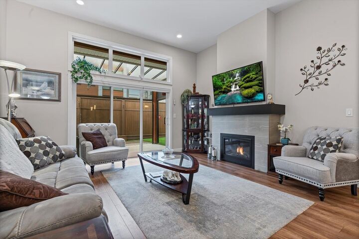 Photo de la propriété:  46110 Thomas Road 85  BC V2R 2R4 