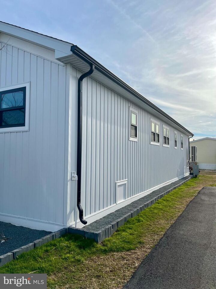 Property Photo:  37 Candlelight Lane  DE 19971 