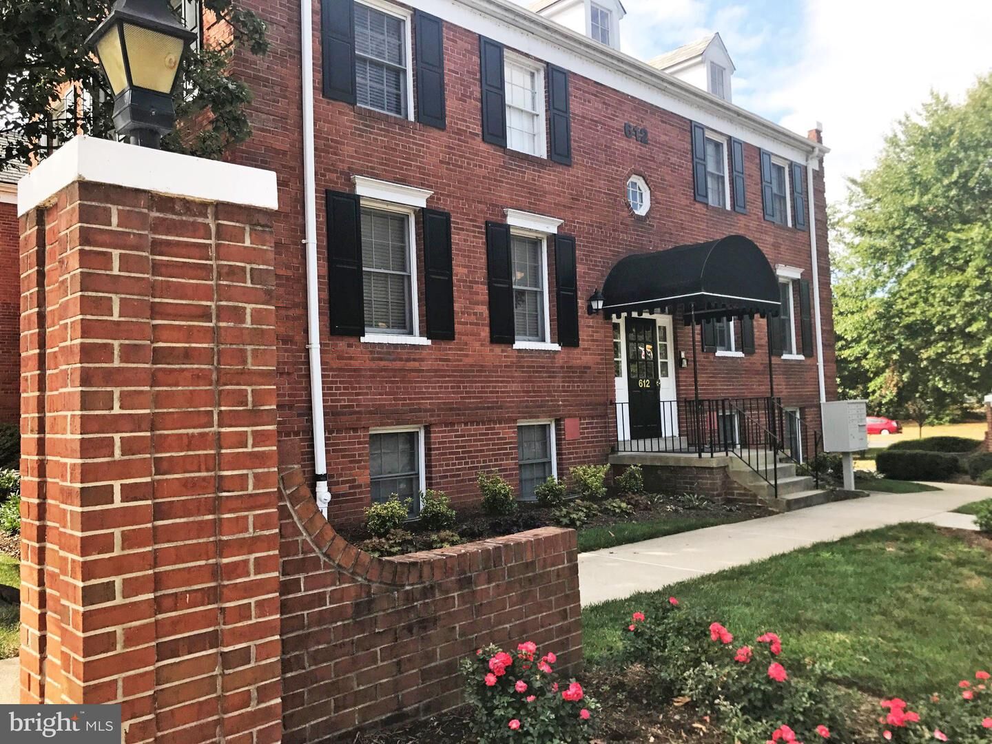 Property Photo:  612 Bashford Lane 1212  VA 22314 