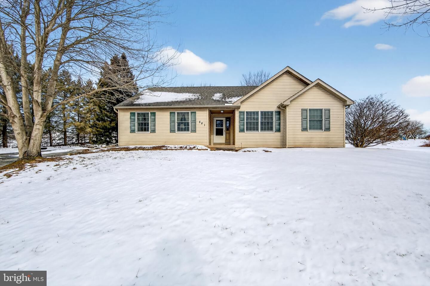 Property Photo:  581 Rosehill Drive  PA 17555 