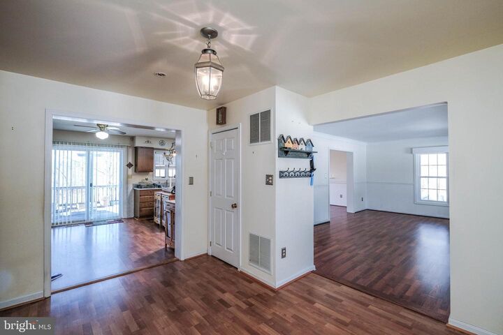 Property Photo: 180 Goldfinch Lane VA 22637