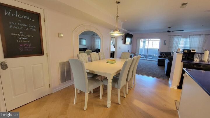 Property Photo:  3300 Sanibel Circle 3301  DE 19971 