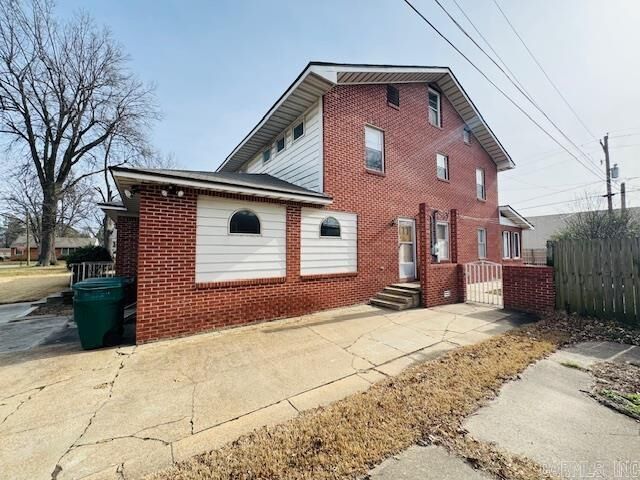 Property Photo: 305 W Hardin Street AR 72315