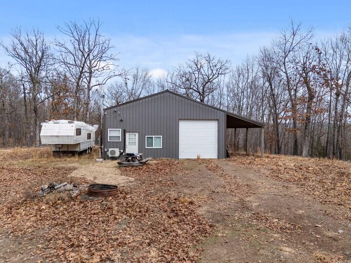 Property Photo:  843 Hugh Lane  AR 72661 